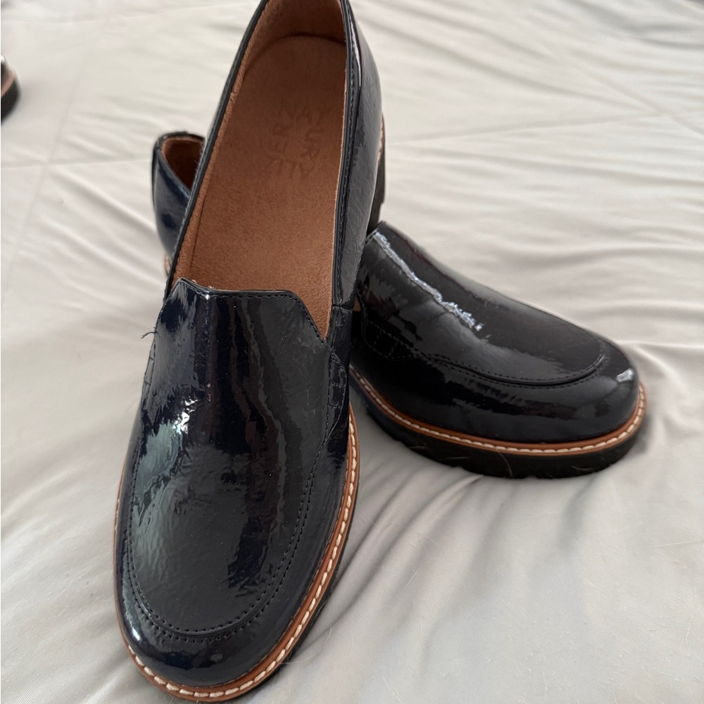 Naturalizer Navy Patent Leather Chunky Loafer - Picture 2 of 4